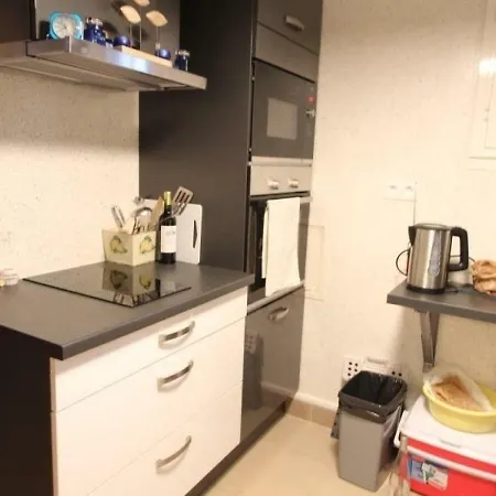 Appartement Saint James 1 *